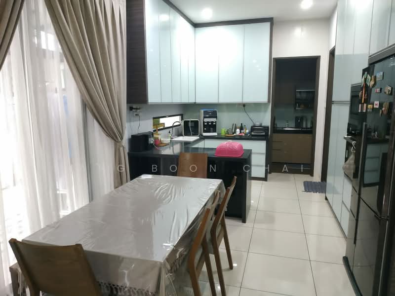Cluster House for Sale in Senibong (Permas Jaya) - Ang Boon Chai - Kitchen - PropertyGuru.com.my