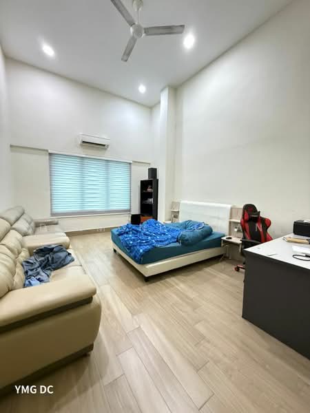 Bungalow for Sale in Klang (Selangor) - Desmond Chan - Bedroom - PropertyGuru.com.my