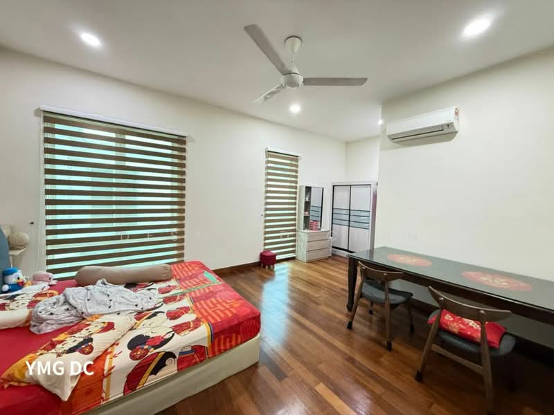Bungalow for Sale in Klang (Selangor) - Desmond Chan - Bedroom - PropertyGuru.com.my