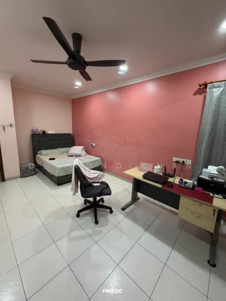 Rumah Berkembar untuk Dijual di Klang (Selangor) - Desmond Chan - Bedroom - PropertyGuru.com.my