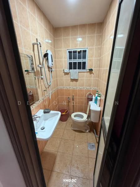 Rumah Berkembar untuk Dijual di Klang (Selangor) - Desmond Chan - Bathroom - PropertyGuru.com.my