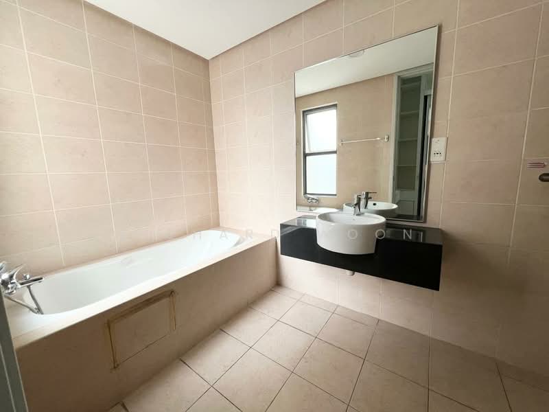 Condominium for Rent at Nautica Lake Suites - Richard Woon - Bathroom - PropertyGuru.com.my