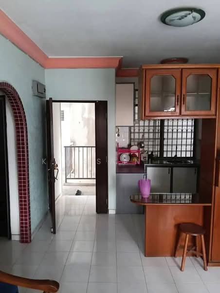 Apartment for Rent at Desa Rahmat (Graceland Villa) - Khussaini . - Kitchen - PropertyGuru.com.my