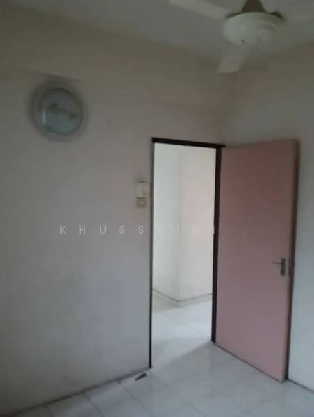 Apartment for Rent at Desa Rahmat (Graceland Villa) - Khussaini . - Interior - PropertyGuru.com.my
