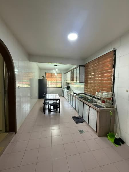 2-storey Terraced House for Sale in Taman Daya (Johor Bahru) - Kalai Selvan - Kitchen - PropertyGuru.com.my