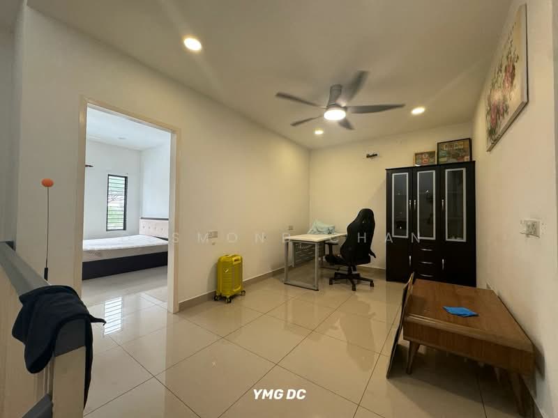 2-storey Terraced House for Sale in Setia Alam (Selangor) - Desmond Chan - Bedroom - PropertyGuru.com.my