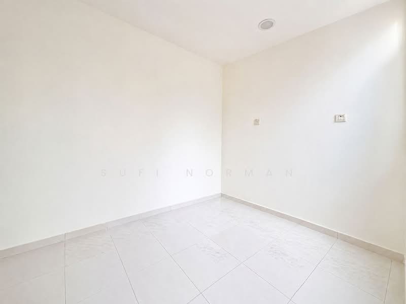2.5-storey Terraced House for Sale in Taman Scientex Pasir Gudang (Pasir Gudang) - Sufi Norman - Interior - PropertyGuru.com.my