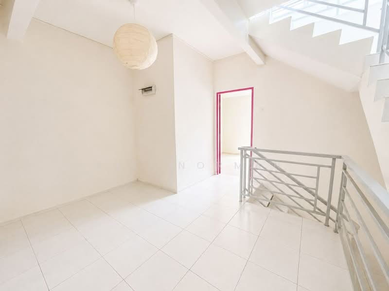 2.5-storey Terraced House for Sale in Taman Scientex Pasir Gudang (Pasir Gudang) - Sufi Norman - Interior - PropertyGuru.com.my
