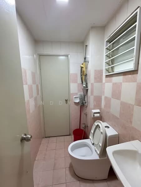 Terraced House for Sale in Bandar Botanic (Klang) - Anddy Gan - Bathroom - PropertyGuru.com.my