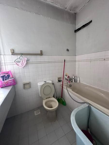 2-storey Terraced House for Sale in Taman Bukit Maluri (Kepong) - Mandy Liew - Bathroom - PropertyGuru.com.my