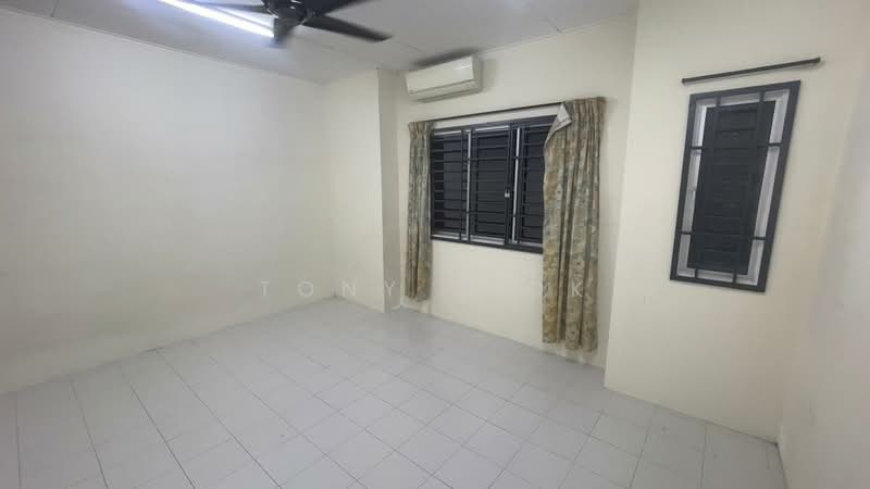 2-storey Terraced House for Rent in Taman Scientex Pasir Gudang (Pasir Gudang) - Tony Siok - Interior - PropertyGuru.com.my