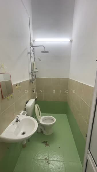 2-storey Terraced House for Rent in Taman Scientex Pasir Gudang (Pasir Gudang) - Tony Siok - Bathroom - PropertyGuru.com.my