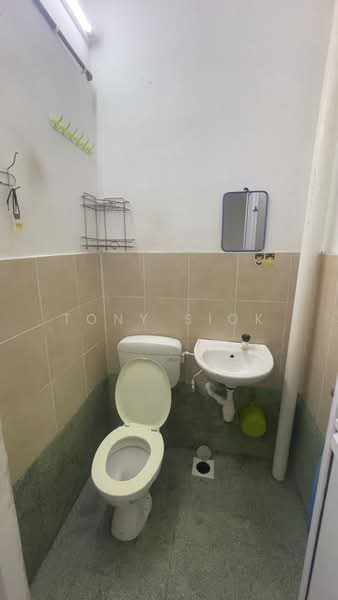 2-storey Terraced House for Rent in Taman Scientex Pasir Gudang (Pasir Gudang) - Tony Siok - Bathroom - PropertyGuru.com.my
