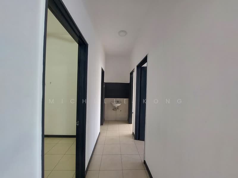 Apartment for Sale at Baiduri Court Apartment - Michelle Kong - Corridor - PropertyGuru.com.my