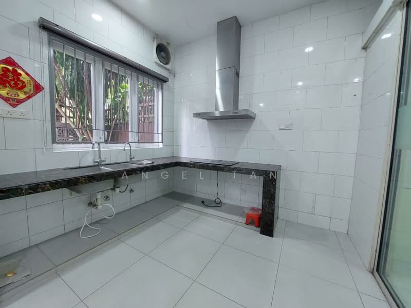 3-storey Terraced House for Sale in Taman Esplanad (Bukit Jalil) - Angel Tan - Kitchen - PropertyGuru.com.my