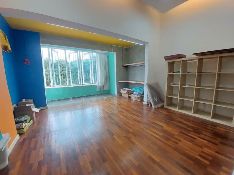 3-storey Terraced House for Sale in Taman Esplanad (Bukit Jalil) - Angel Tan - Living Room - PropertyGuru.com.my