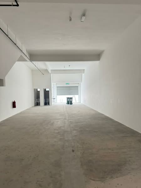 Shop for Rent in Bandar Gamuda Gardens (Rawang) - Khairul Radzi Zainal - Interior - PropertyGuru.com.my