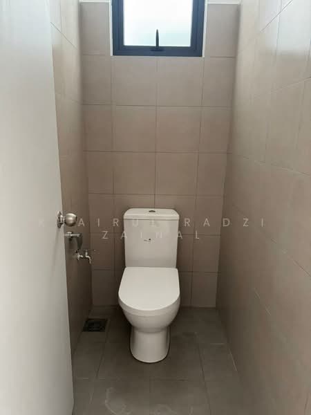 Shop for Rent in Bandar Gamuda Gardens (Rawang) - Khairul Radzi Zainal - Bathroom - PropertyGuru.com.my