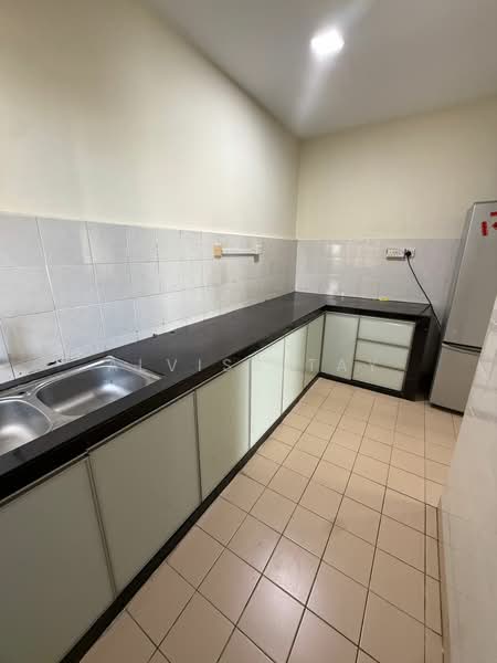 Apartment for Sale at Impian Senibong Residences - Alviss Tay - Kitchen - PropertyGuru.com.my