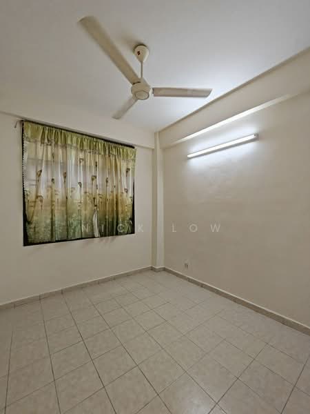 Pangsapuri untuk Disewa di Desa Skudai Apartment - Nick Low - Interior - PropertyGuru.com.my