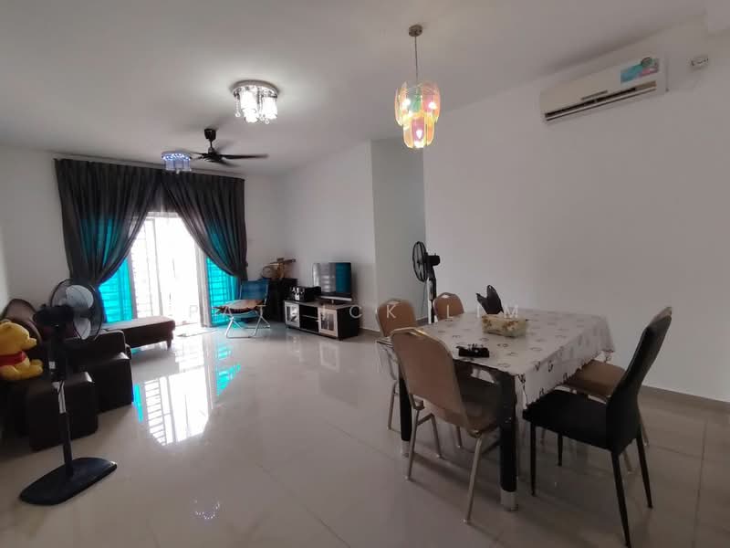 Apartment for Sale at Mutiara - Patrick Lim - Living Room - PropertyGuru.com.my