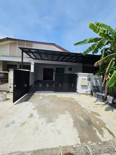 1-storey Terraced House for Sale in Kangkar Pulai (Skudai) - Robbie Tan - Exterior - PropertyGuru.com.my