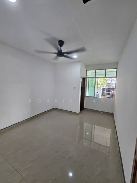 1-storey Terraced House for Sale in Kangkar Pulai (Skudai) - Robbie Tan - PropertyGuru.com.my