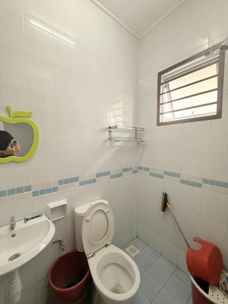 Terraced House for Sale in Taman Seri Austin (Tebrau) - Zi Hui - Bathroom - PropertyGuru.com.my