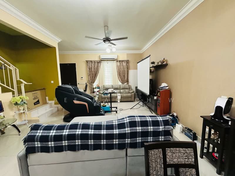 2-storey Terraced House for Sale in Setia Indah (Setia Alam) - Bee Har Chew - Living Room - PropertyGuru.com.my