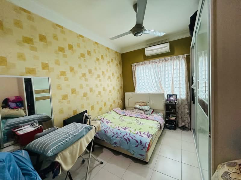 2-storey Terraced House for Sale in Setia Indah (Setia Alam) - Bee Har Chew - Bedroom - PropertyGuru.com.my