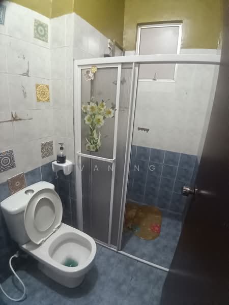 Cluster House for Sale in Taman Aman Perdana (Kapar) - Ivan Ng - Bathroom - PropertyGuru.com.my