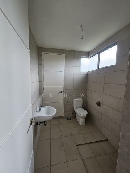 2-storey Terraced House for Sale in Tropicana Heights (Kajang) - KK HEW - Bathroom - PropertyGuru.com.my
