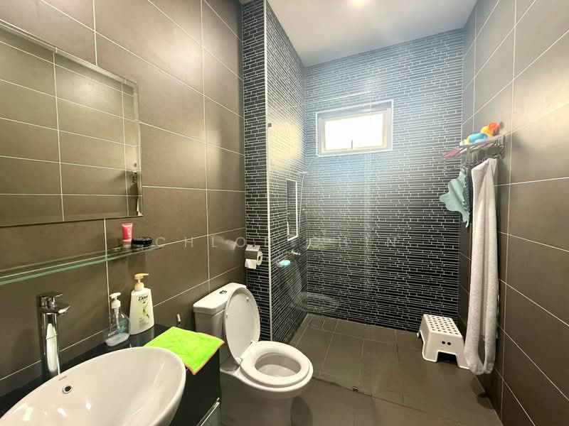 Semi-Detached House for Sale in Eco Spring (Johor Bahru) - Chloe Chin - Bathroom - PropertyGuru.com.my