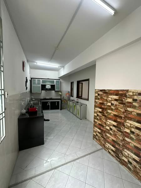 2-storey Terraced House for Sale in Taman Sri Pulai Perdana (Skudai) - Kalai Selvan - Kitchen - PropertyGuru.com.my