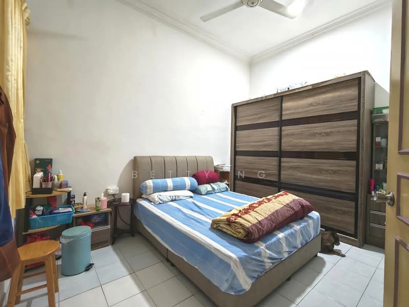 2-storey Terraced House for Sale in Taman Pelangi Indah (Ulu Tiram) - Betty Ng - PropertyGuru.com.my
