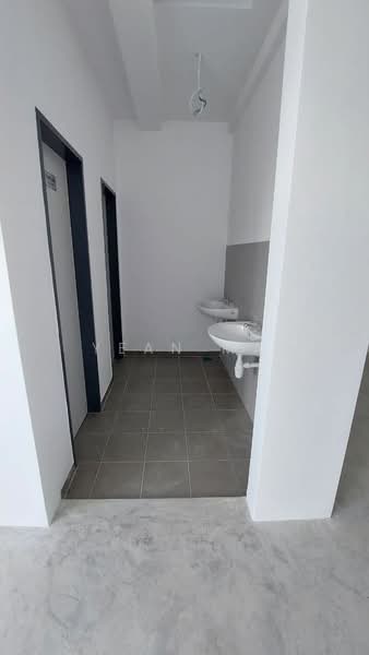 Shop / Office for Rent in Rawang (Selangor) - Yean Ma - Interior - PropertyGuru.com.my