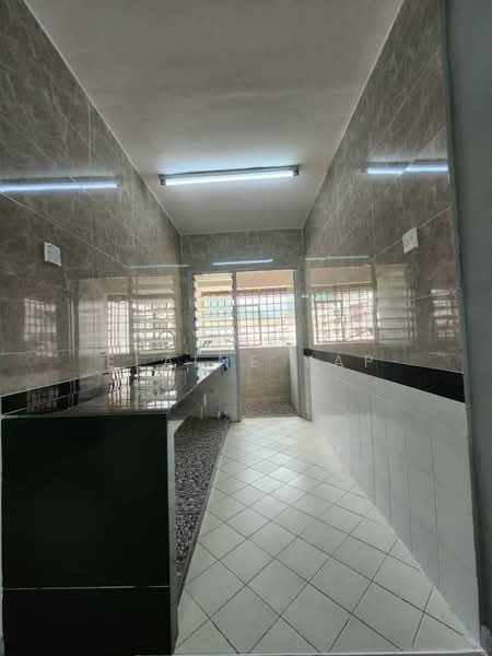Kondominium untuk Disewa di Selayang Point - Elaine Yap - Kitchen - PropertyGuru.com.my
