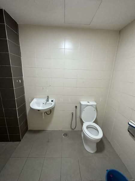 Kondominium untuk Disewa di Selayang Point - Elaine Yap - Bathroom - PropertyGuru.com.my