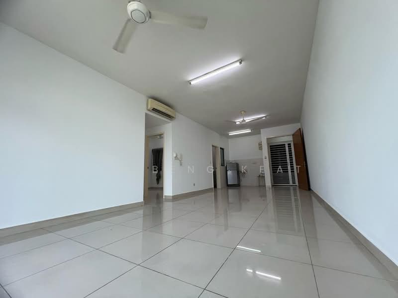 Kondominium untuk Dijual di The Z Residence - Tey Beng Keat - Living Room - PropertyGuru.com.my