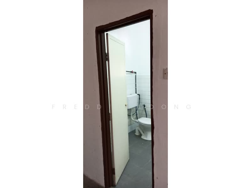 2-storey Terraced House for Sale in Jalan Ipoh (Kuala Lumpur) - Freddie Loong - Bathroom - PropertyGuru.com.my