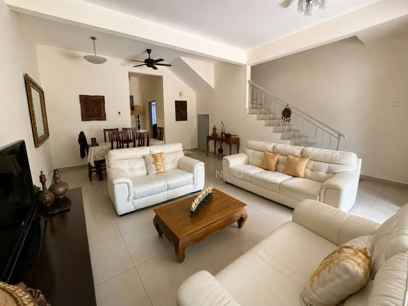 2-storey Terraced House for Sale in Seksyen 7 (Bangi) - Fazie Noor - Living Room - PropertyGuru.com.my