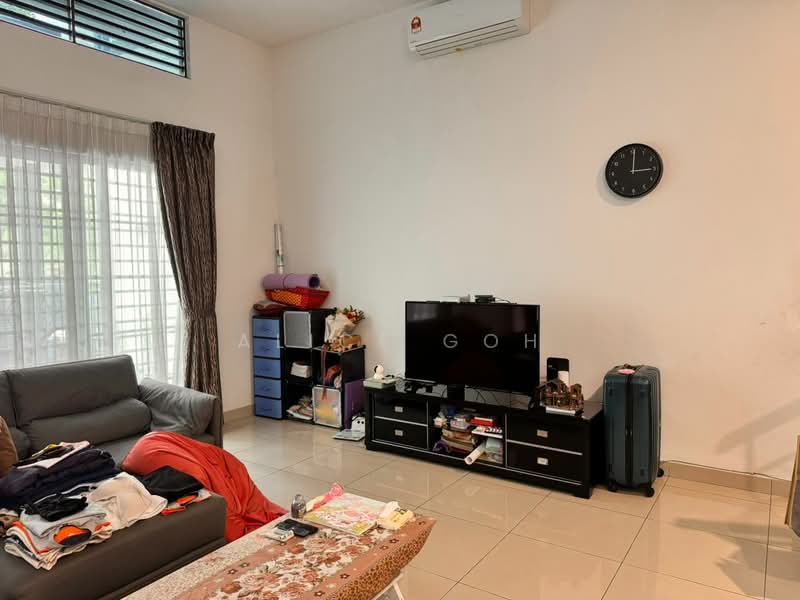 3-storey Terraced House for Rent in Taman Putra Prima (Puchong) - Alice Goh - Living Room - PropertyGuru.com.my