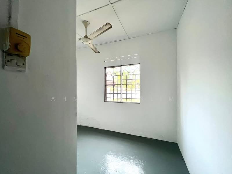 Rumah Teres 1 Tingkat untuk Dijual di Bandar Rinching Seksyen 4 (Semenyih) - Ahmad Muslim - PropertyGuru.com.my