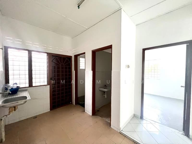 Rumah Teres 1 Tingkat untuk Dijual di Bandar Rinching Seksyen 4 (Semenyih) - Ahmad Muslim - PropertyGuru.com.my