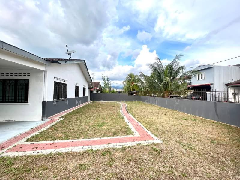 Rumah Teres 1 Tingkat untuk Dijual di Bandar Rinching Seksyen 4 (Semenyih) - Ahmad Muslim - PropertyGuru.com.my