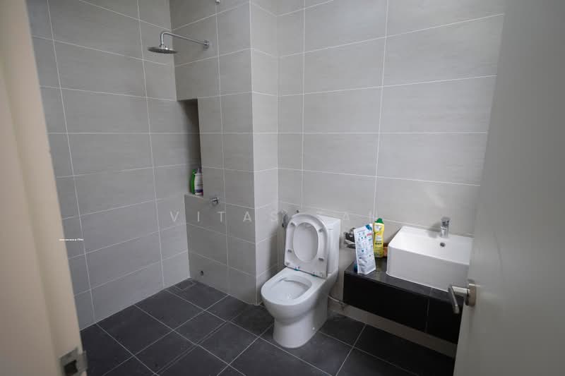 Townhouse for Sale in Eco Ardence (Setia Alam) - Vitas Tan - Bathroom - PropertyGuru.com.my