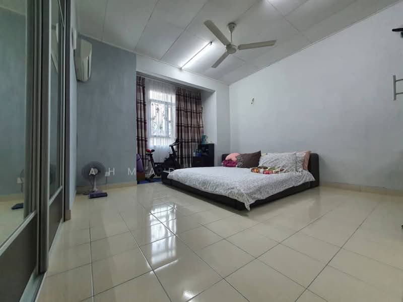 Rumah Teres 2 Tingkat untuk Dijual di Taman Pelangi Semenyih (Semenyih) - Ahmad Muslim - PropertyGuru.com.my