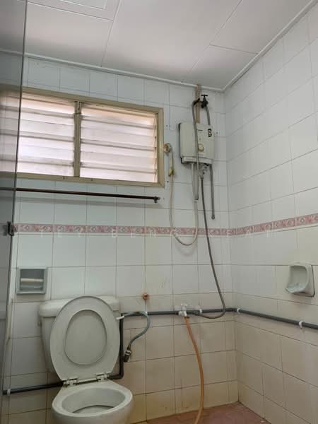 Kondominium untuk Dijual di Menara Pelangi - Tey Beng Keat - Bathroom - PropertyGuru.com.my