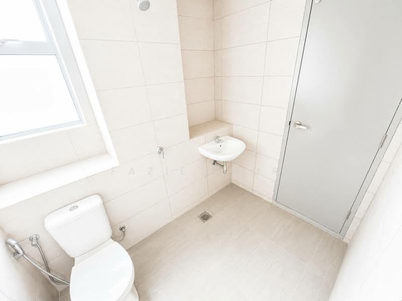 2-storey Terraced House for Sale in Sungai Buloh (Selangor) - Fazie Noor - Bathroom - PropertyGuru.com.my