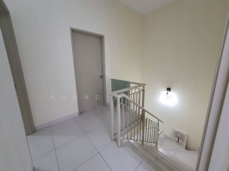 Rumah Teres 2 Tingkat untuk Dijual di Semenyih (Selangor) - Ahmad Muslim - PropertyGuru.com.my